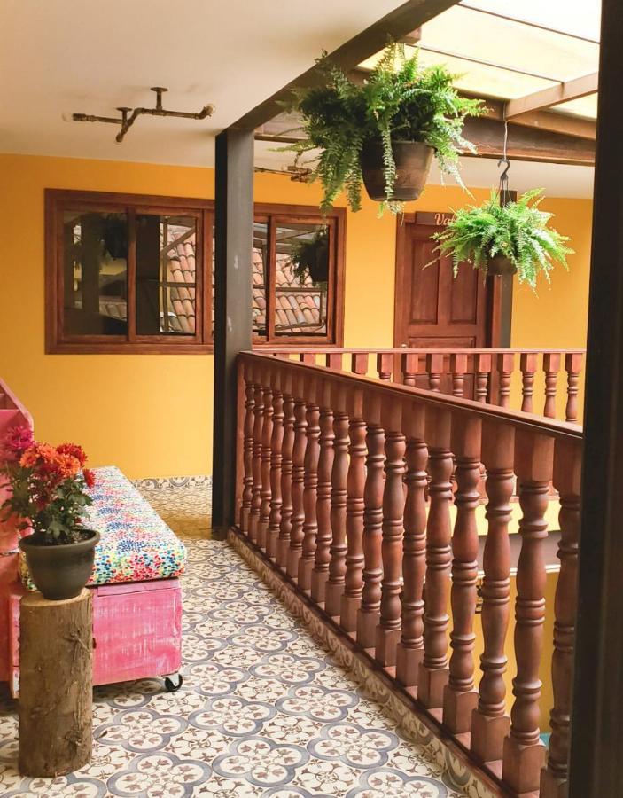 Hostal Casa Astromelia Bogotá Exterior foto